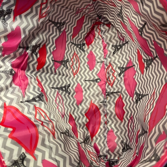 Gone - Free Lancome tote with any order. - Picture 6 of 6